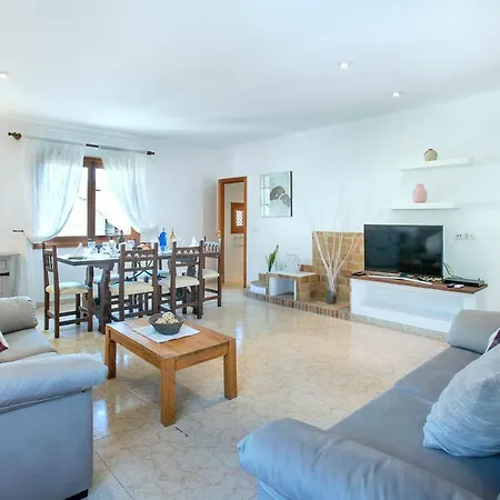 Owl Irina - 2 Min Walk To The Old Town * بويينسا