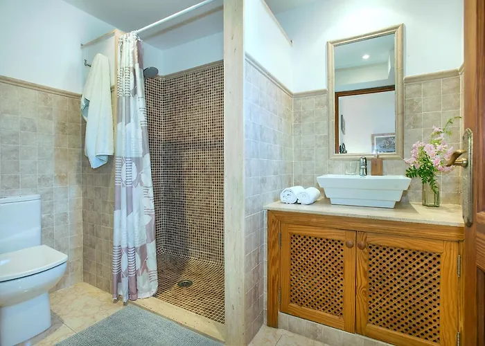 Owl Irina - 2 Min Walk To The Old Town Villa Pollenca